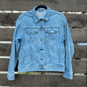 Everlane Light Denim Jacket size medium
